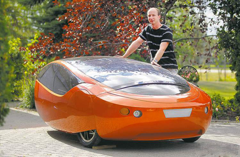3D列印纖維車身的Urbee汽車。