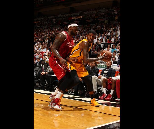 熱火與溜馬的兩大巨星詹姆斯與喬治,本場比賽都表現精采。(photo by nba.com)