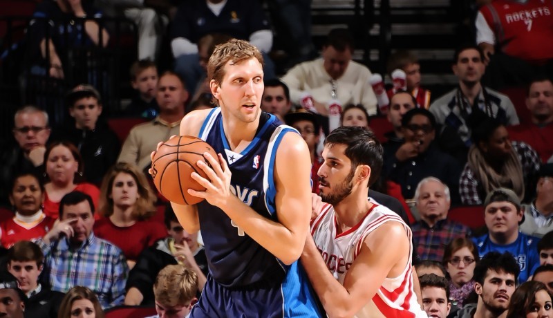 與火箭的一戰中,諾威斯基總得分上升到NBA史上第13位。(photo by nba.com)