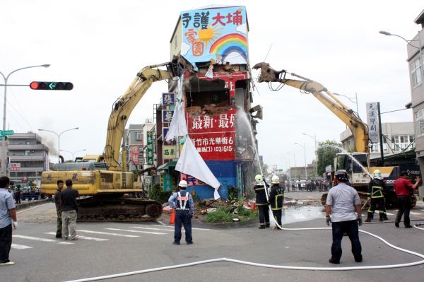 苗栗大埔事件引發社會對於土地區段徵收制度的關注。 (Photo by李威宜/芭樂人類學)