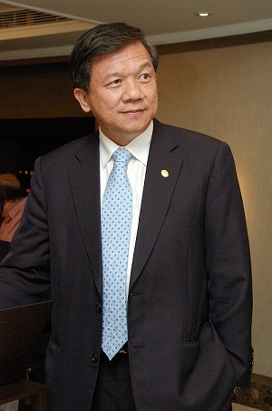 行政院政務委員張善政形容科技部長熱門人選李世光,產學合作能力強、EQ好,是很理想的人選。 (Photo by維基百科)