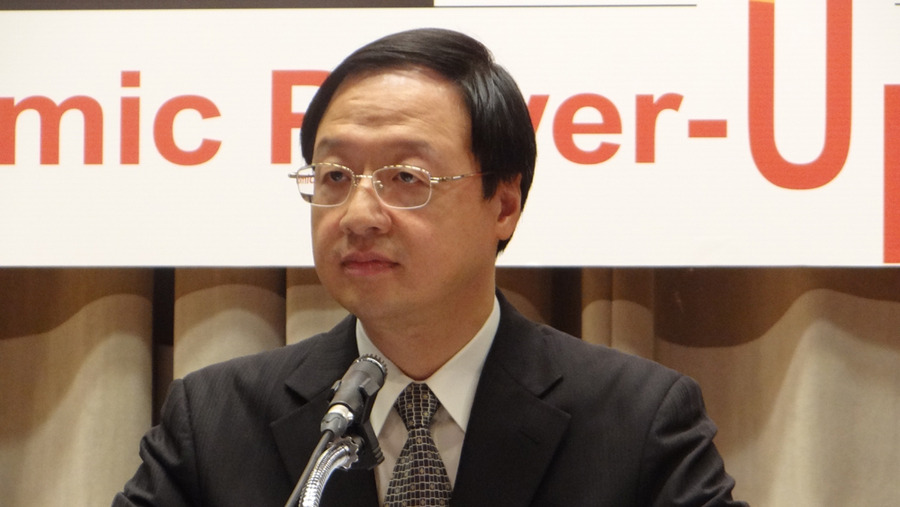 行政院長江宜樺26日聽取經濟部「推動民間重大投資成效」報告時予以肯定,並請經濟部掌握時效,希望年底前達到1.2兆的目標。(Photo by 本報資料照片)