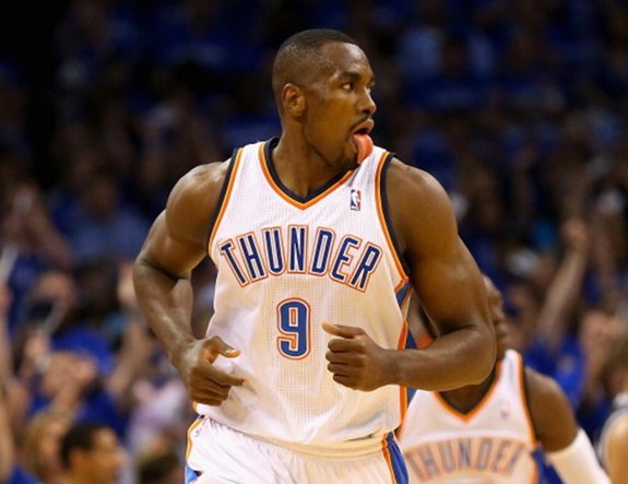 雷霆火鍋王伊巴卡神奇復出,打亂馬刺節奏。(photo by nba.com)