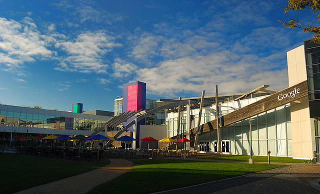 Google公布報告,其聘僱女性比例只有30%。(photo by Carlos Luna on Flickr- used under Creative Commons license)