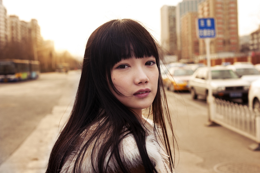 中國的年輕世代擁有自主的思考力,選擇自己想要的生活方式。。(Photo by Jonathan Kos-Read on Flickr – used under Creative Commons license)