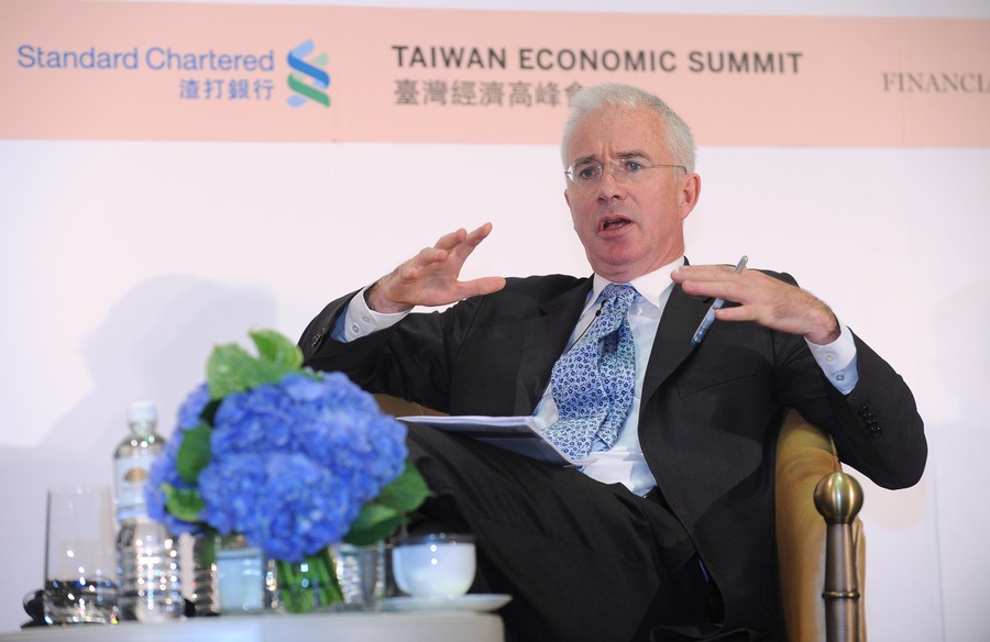 渣打銀行與英國《金融時報》3日舉辦「2014台灣經濟高峰會」,邀請國外金融專家至台分析當前國內外經濟情勢。(photo by 渣打銀行提供)