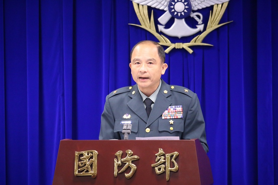 國防部資源規劃司副司長白捷隆10日表示,若能在今明2年各達成14,000人的招募目標,搭配60%的留營率,部隊編現比將可達到80%。〈photo by 王承中/台灣醒報〉