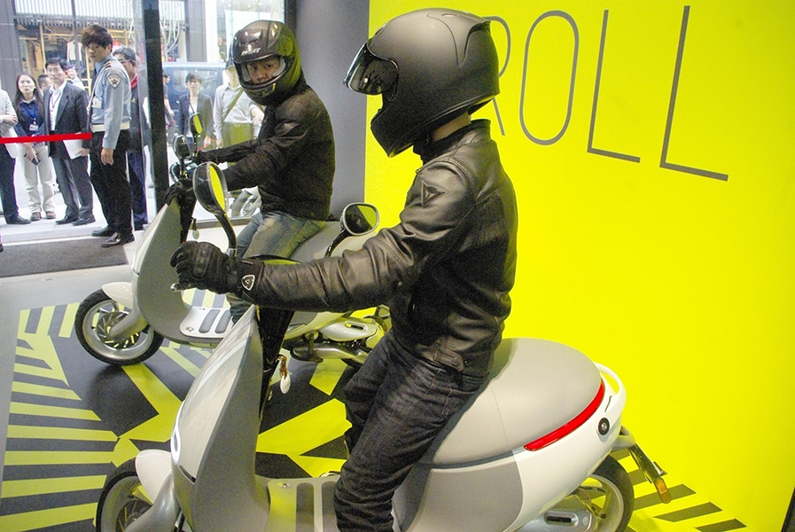 「智慧雙輪(Smartscooter)」將於雙北市試辦,並建置智慧能源系統,逐步革新能源系統。〈photo by 陳彥驊/台灣醒報〉