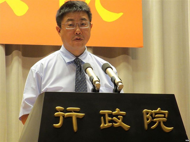 前行政院發言人胡幼偉解密發言人秘辛,並聲稱關鍵在於說服民眾。(photo by 胡幼偉臉書)