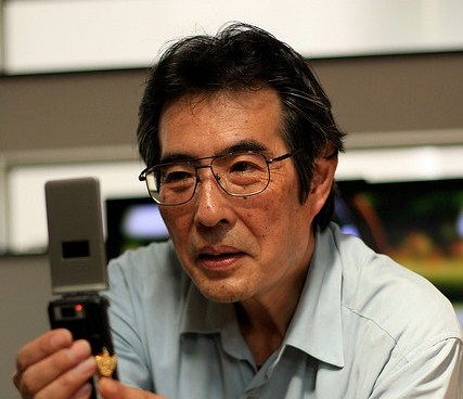 據統計資料顯示,有7成以上的高齡者接過詐騙電話。(photo by Toshimasa Ishibashi on Flickr –used under Creative Commons license)