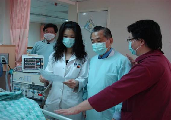 春節期間,生病不用急著進急診,各醫院提供部份門診服務。(photo by wikipedia)