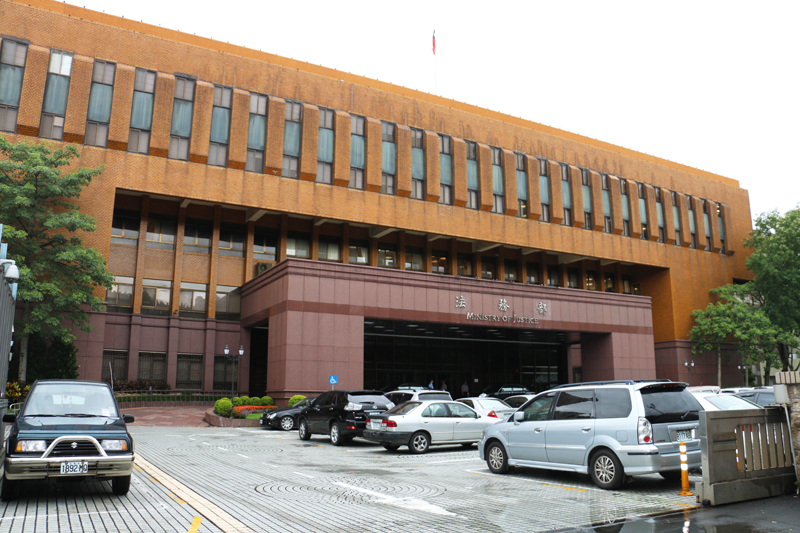 蔡政府打算廢除特偵組,但民調的支持率卻低於反對者,學者建議政府須慎思、提出更具說服例的說帖。(photo by 鄭羿菲/台灣醒報)