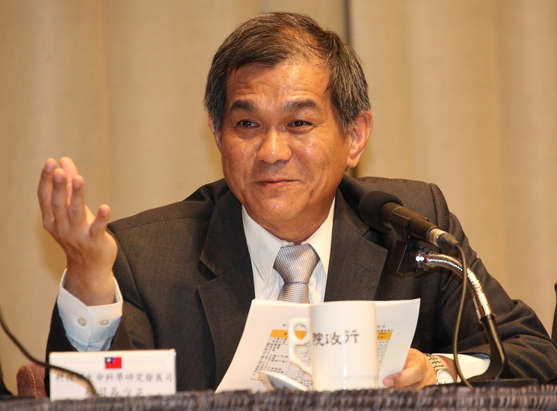 科技部長楊弘敦強調,法規鬆綁是為吸引國際高階人才及扶植新創生技企業。(photo by 盧明正/台灣醒報)