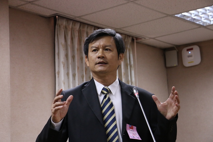 雲林長老教會長老許牧彥認為,若同志追求的是穩定、規範伴侶的性忠貞,會得到更多人的支持。(photo by 鄭羿菲/台灣醒報)