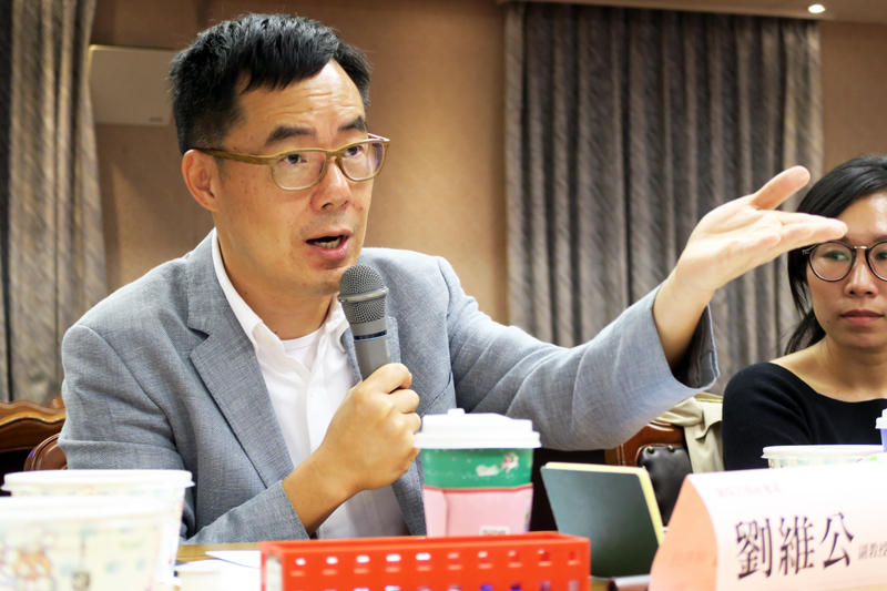 東吳大學社會系副教授劉維公等人29日直指,《文化基本法》草案太過保守,是以過去的思維在架構未來。(photo by 林亭妤/台灣醒報)