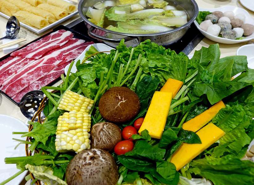 菜餚進食順序改從菜→豆魚蛋肉類到飯,可以更有效控制血糖。(photo by users cegoh on pixabay)
