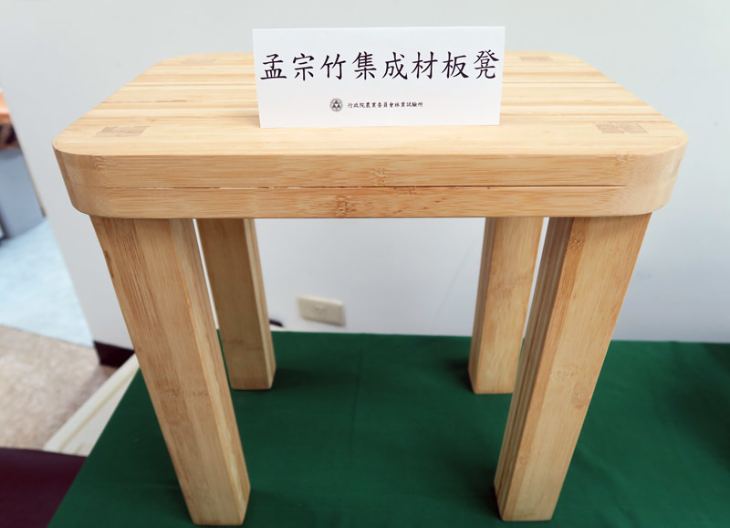 農委會林業試驗所14日指出,想提高林產品的產值要試著翻轉產品思維,以消費者需求為導向。(photo by 林亭妤/台灣醒報)