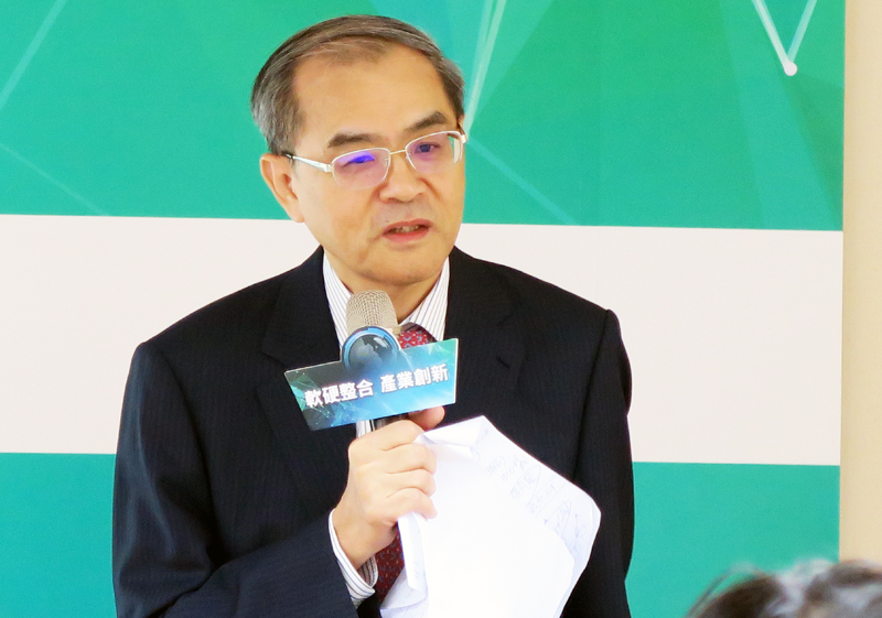 研華科技董事長劉克振認為,第三波數位革命來臨,物聯網、雲服務、大數據將促成傳統產業的重大革新。(photo by 林亭妤/台灣醒報)