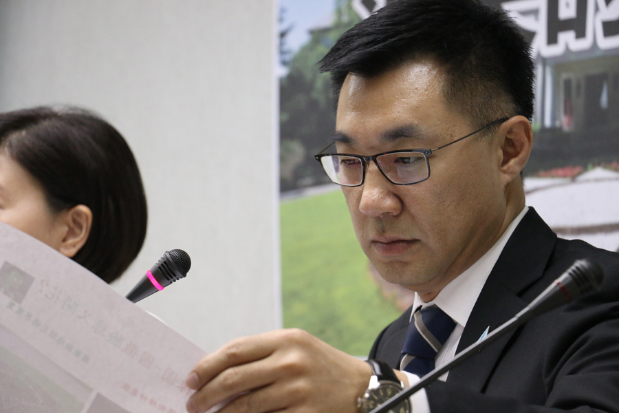 國民黨立委江啟臣憂心,近期朝鮮半島的國際情勢,讓美國不敢依國防授權法,派高階軍事官員來台交流,影響台、美關係。(photo by 鄭羿菲/台灣醒報)