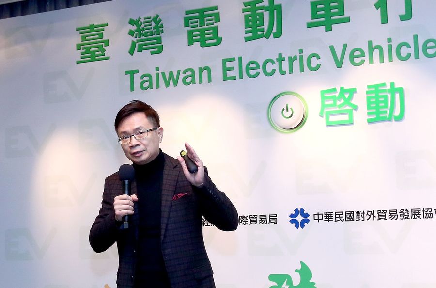 外貿協會黃志芳董事長向聯盟成員說明成立聯盟的源起與未來目標。(photo by 外貿協會)