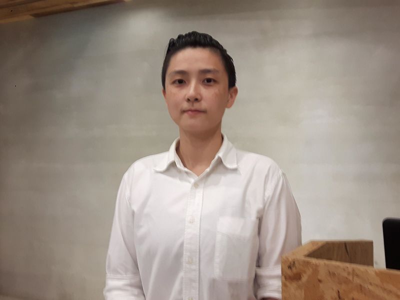 綠色和平能源專案經理李之安16日表示,民調顯示,在政府推動能源轉型中,有71%民眾支持的調漲電費。(photo by藍苡瑄/台灣醒報)