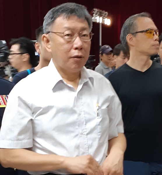 柯文哲談育兒津貼,他認為這類的非法定獎補助應統一。(photo by藍苡瑄/台灣醒報)