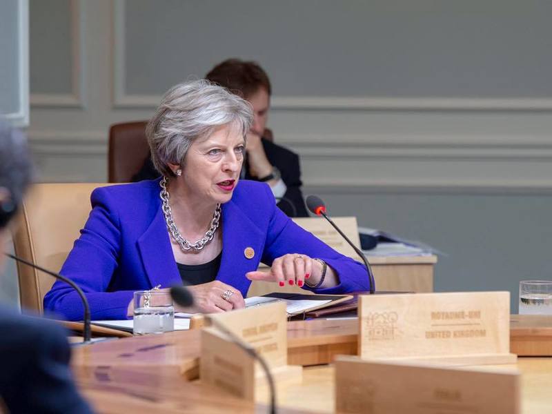 英國首相梅伊的「軟脫歐」政策造成執政黨分裂,前教育大臣葛林寧16日拋出2次公投議題。(photo by Theresa May臉書)