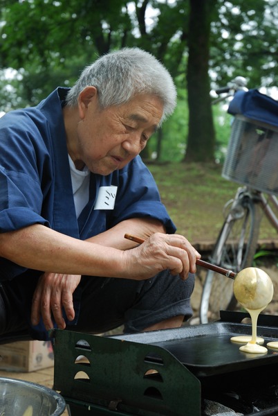 日本老人(photo by pixhere, used under CC License)