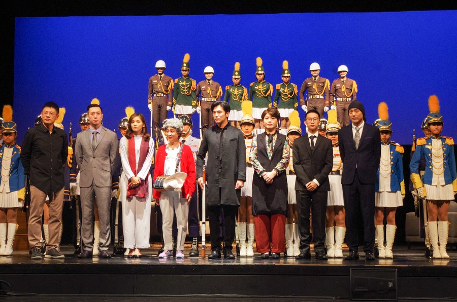 圖說:《致・該死的愛》演員合影。(photo by謝明晏 台灣醒報)
