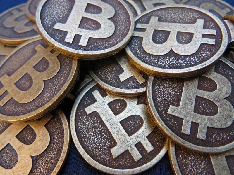 打造加密貨幣過程必須耗用大量運算資源。(Photo by BTC Keychain on Flicker under Creative Commons license)