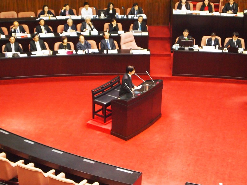 行政院院長賴清德前往立院進行專案報告,對於事故原因與政治責任的回覆持續閃躲。(photo by 宋秉謙/台灣醒報)