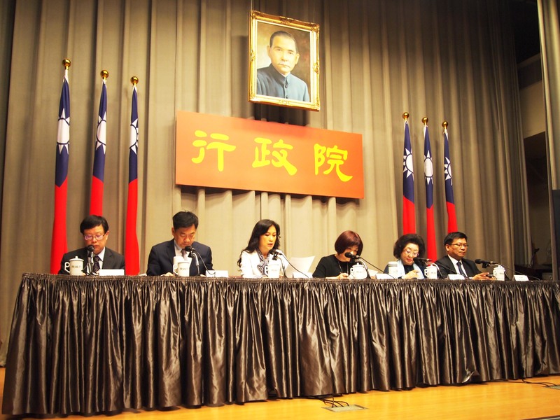 行政院尊重公投結果,6日宣布通過刪除《電業法》有關2025年實現非核家園的條文。(photo by 李牧權/台灣醒報)