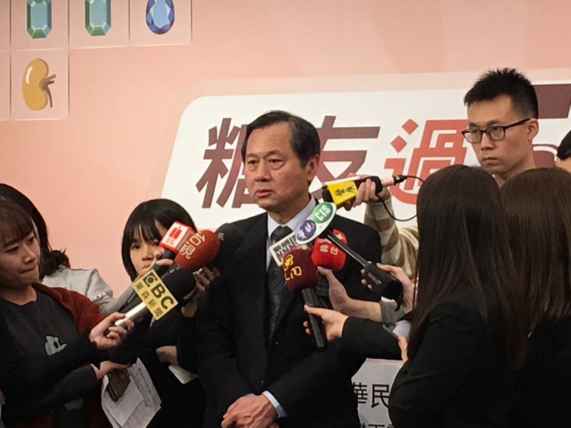 中榮院長許惠恆醫師說明最新糖尿病指引。(photo by 邱文福/台灣醒報)