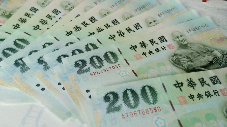 主計總處指出,今年經濟成長率可望超過原本估計的2.27%。(photo by Chi-Hung Lin on flicker)
