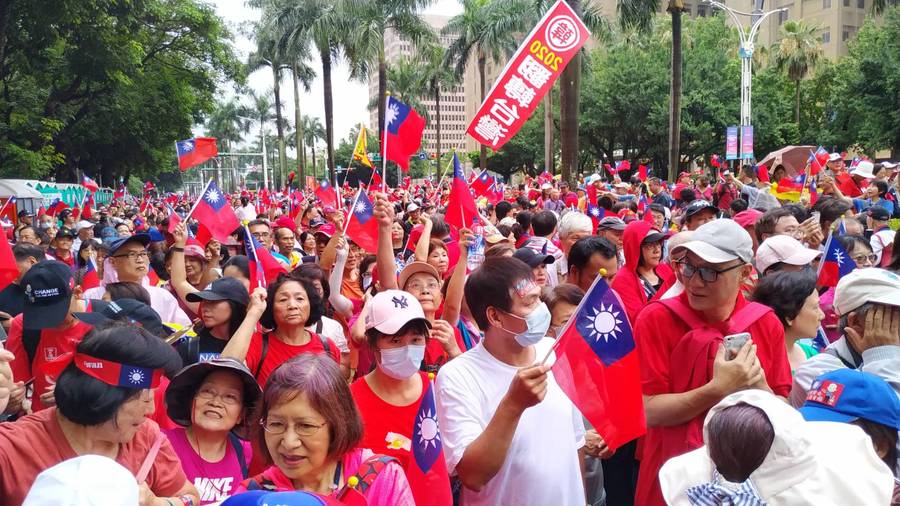 韓國瑜支持者凱道成功造勢,震懾藍綠,台北政壇須重新評估韓國瑜的影響力。(本報資料照片)