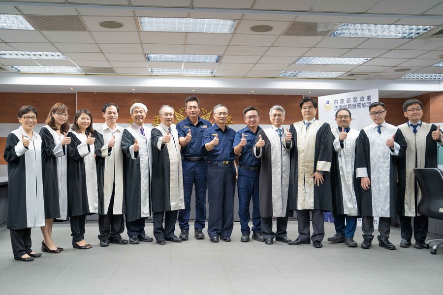 警政署10日成立警察專屬律師團,提供全國警察法律協助。(photo by張元融/台灣醒報)