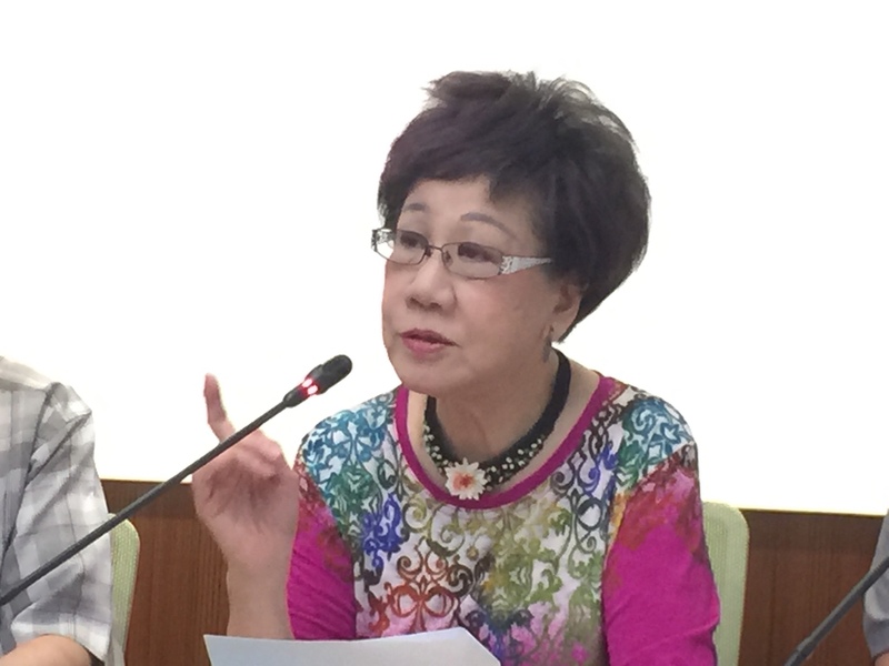 前副總統呂秀蓮提出的公投案遭中選會駁回,她痛批是「政治操作」。(photo by鄭吉峻/台灣醒報)
