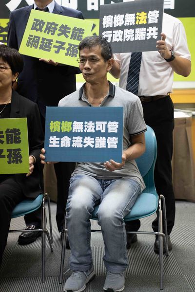 口腔癌病友崔文彬分享嚼檳榔數十年的動機,選擇了「錯誤的提神方式」。(photo by張元融/台灣醒報)