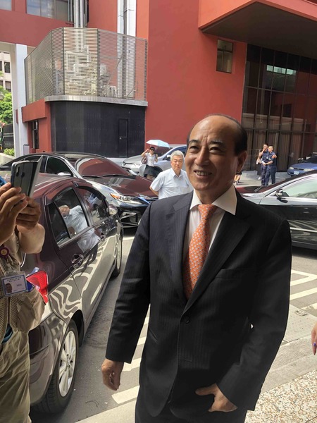 立委王金平於7日上午主持「全球氣候變遷調適方案與智慧防災治水計畫公聽會」前受訪證實,5日已跟台北市長柯文哲見過面了。(photo by張元融/台灣醒報)