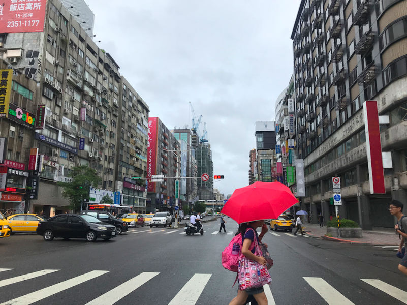 中央氣象局指出,利奇馬的暴風圈進入台灣東半部海面,首先衝擊新竹、桃園、台北、新北、基隆、宜蘭及花蓮。(Photo by 吳婉瑜/台灣醒報)