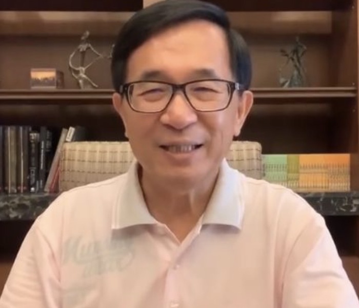 前總統陳水扁17日於臉書表示,由賴清德出任副手對蔡英文的加分不大,但可讓民進黨多幾席區域立委。(photo by陳水扁臉書)