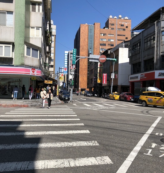 中央氣象局指出,本週一下半天東北季風開始逐漸增強,預計北台灣會降溫約4~5度,並開始增加水氣。(photo by張元融/台灣醒報)