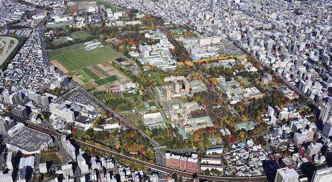 東奧馬拉松賽事總算敲定細項,將維持傳統時段在札幌地標大通公園開跑。(photo by Youtube截圖)