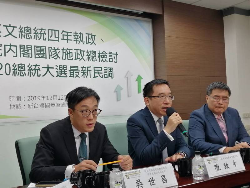 綠營的新台灣國策智庫的最新民調指出,蔡英文的施政滿意度為51.8%,不滿意度34.9%,幾乎回升至上任前的水準52.4%。(Photo by 林祐任/台灣醒報)