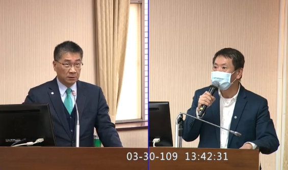 國民黨立委林為洲(右)質詢說,不會因為防疫就不函送,但用內政部函送當然應該要了解一下內容,「有蓋你的關防耶!」(photo by 國會頻道截圖)