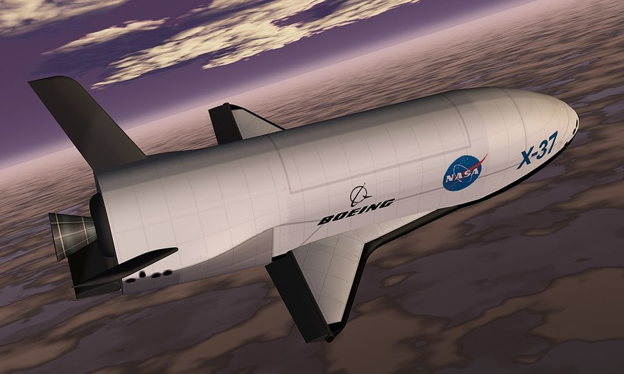 美國空軍17日成功發射搭載太空梭X-37B的Atlas V火箭,這是X-37B的第6次飛行任務。(photo by Wikipedia)