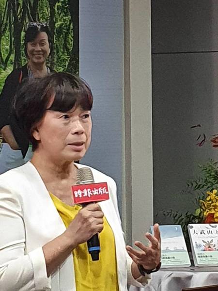 前文化部長龍應台經過三年在屏東潮州陪伴失智症母親美君後,完成一部長篇小說「大武山下」。(Photo by 林意玲/台灣醒報)