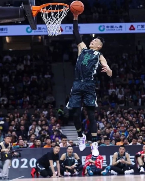 華裔球星林書豪離開CBA,打算重返NBA,將面臨的挑戰確實很艱辛。(photo from 林書豪臉書粉專)