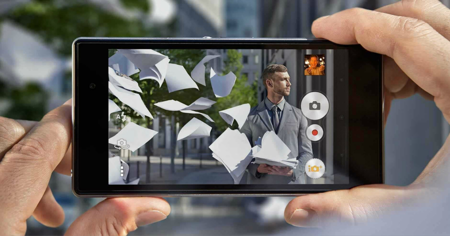 手機的拍攝功能日益精進,或許有一天將完全取代傳統的相機。(Photo from Apple)