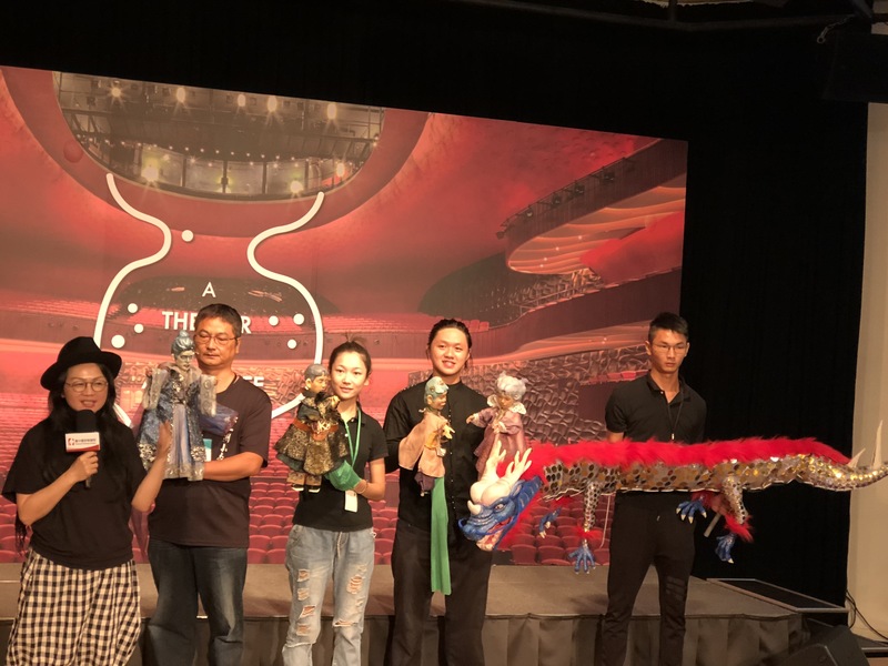周凱劇場基金會以布袋戲演出魔笛,展演出全新的布袋戲路。(photo by 劉東皋/台灣醒報)